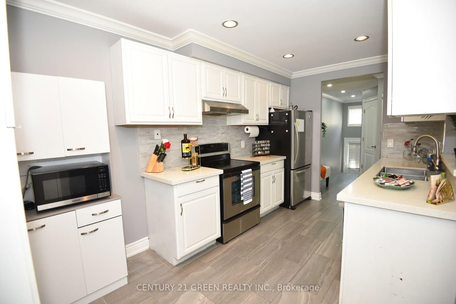 1400 The Esplanade N, Unit 306 thumbnail 17