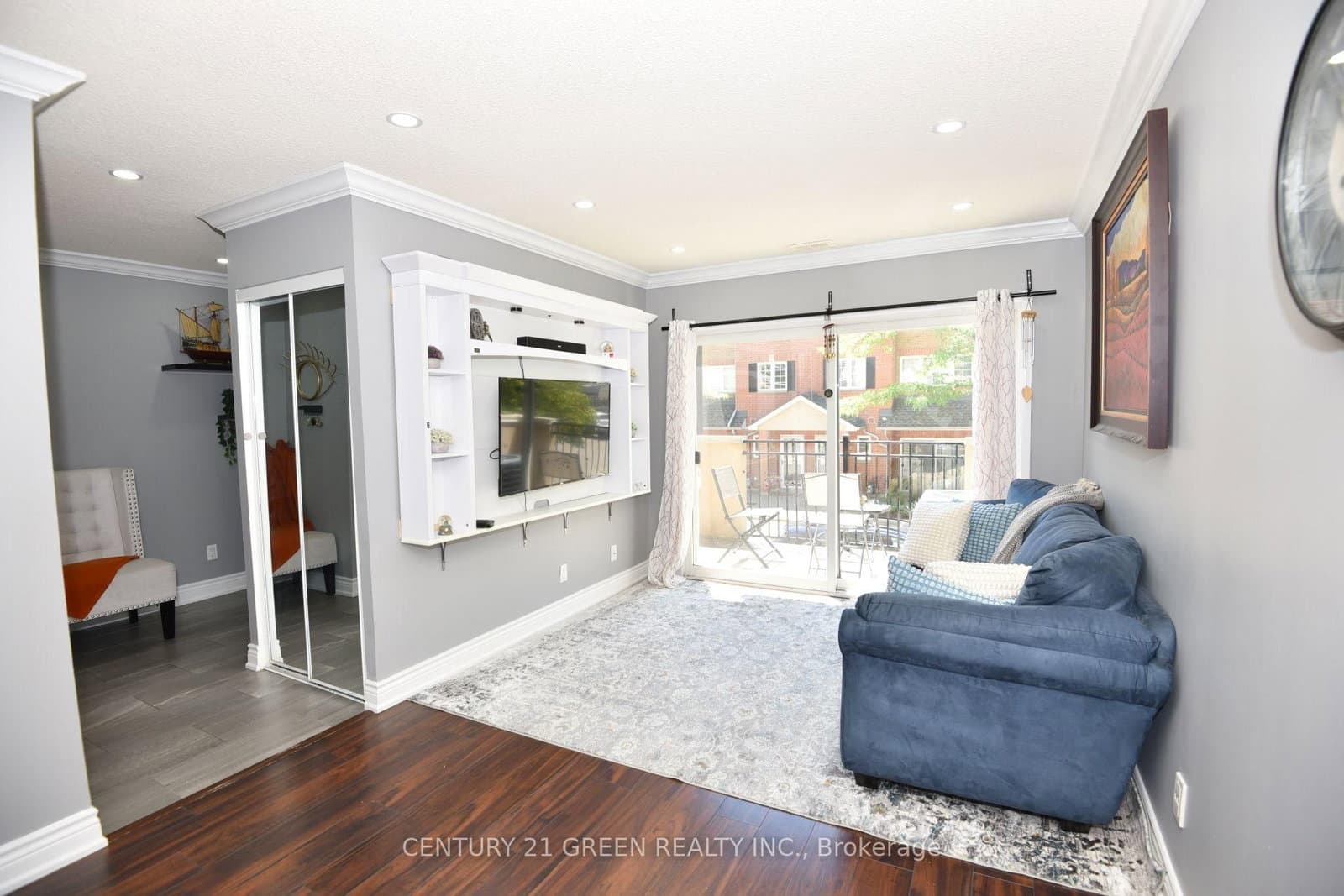 1400 The Esplanade N, Unit 306 thumbnail 9