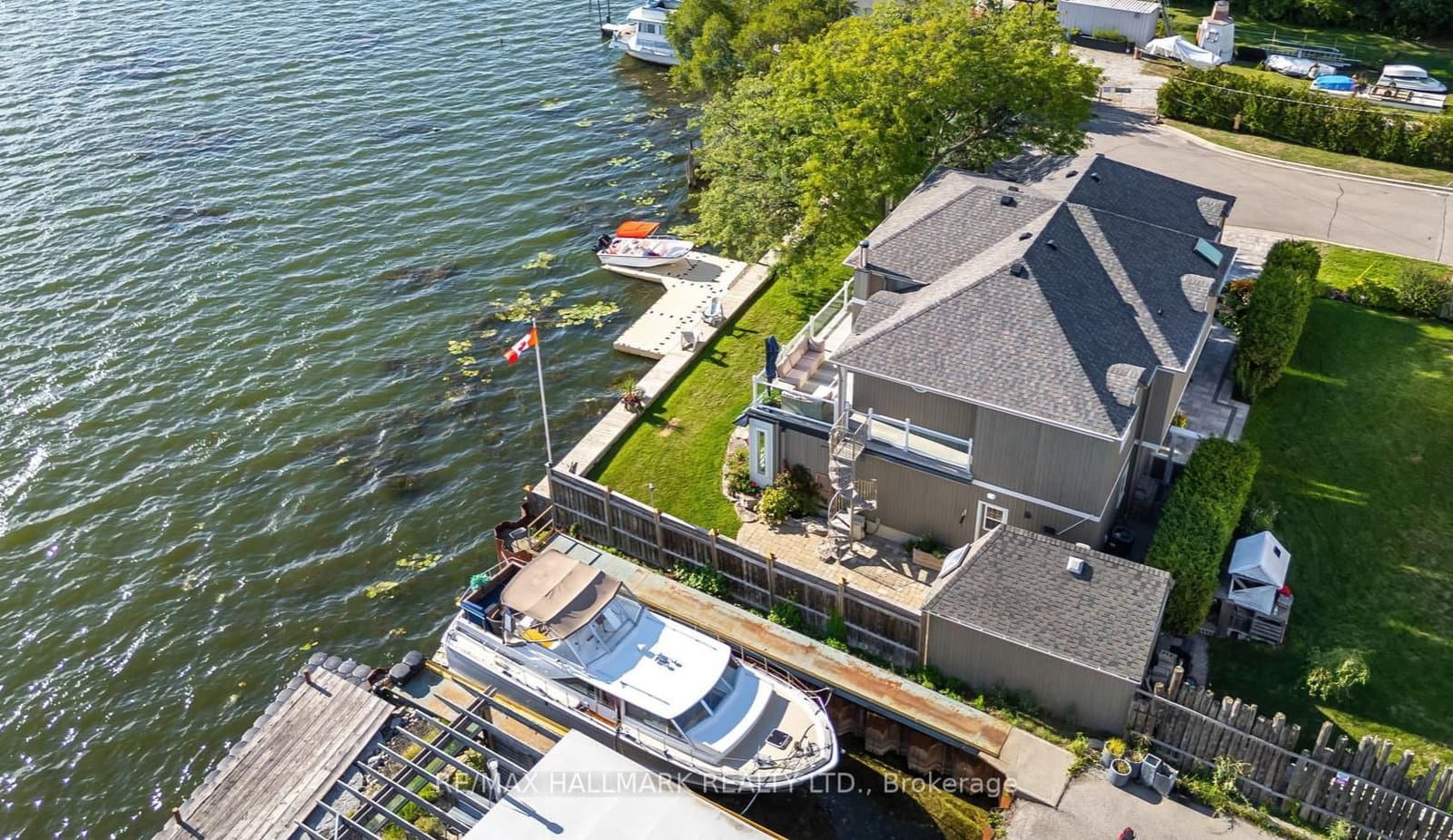 1275 Wharf Street thumbnail 3