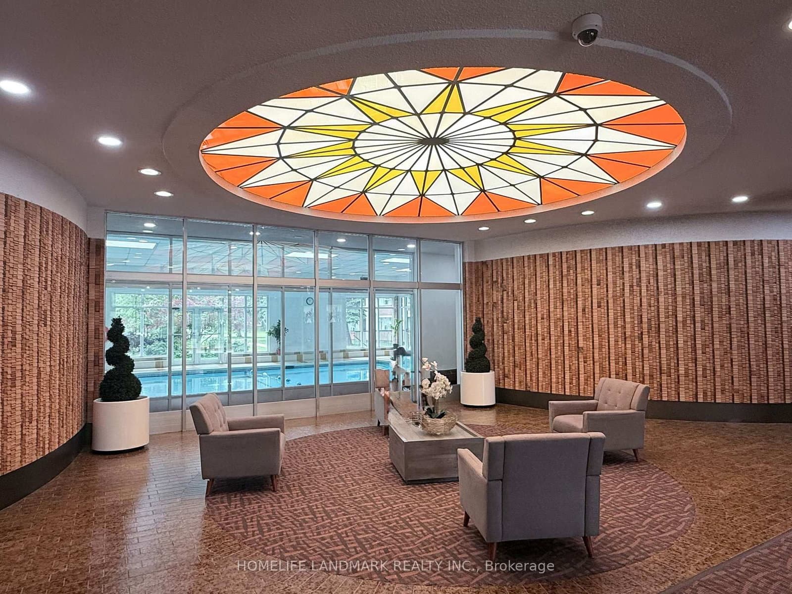 25 Silver Springs Boulevard, Unit 109 thumbnail 3