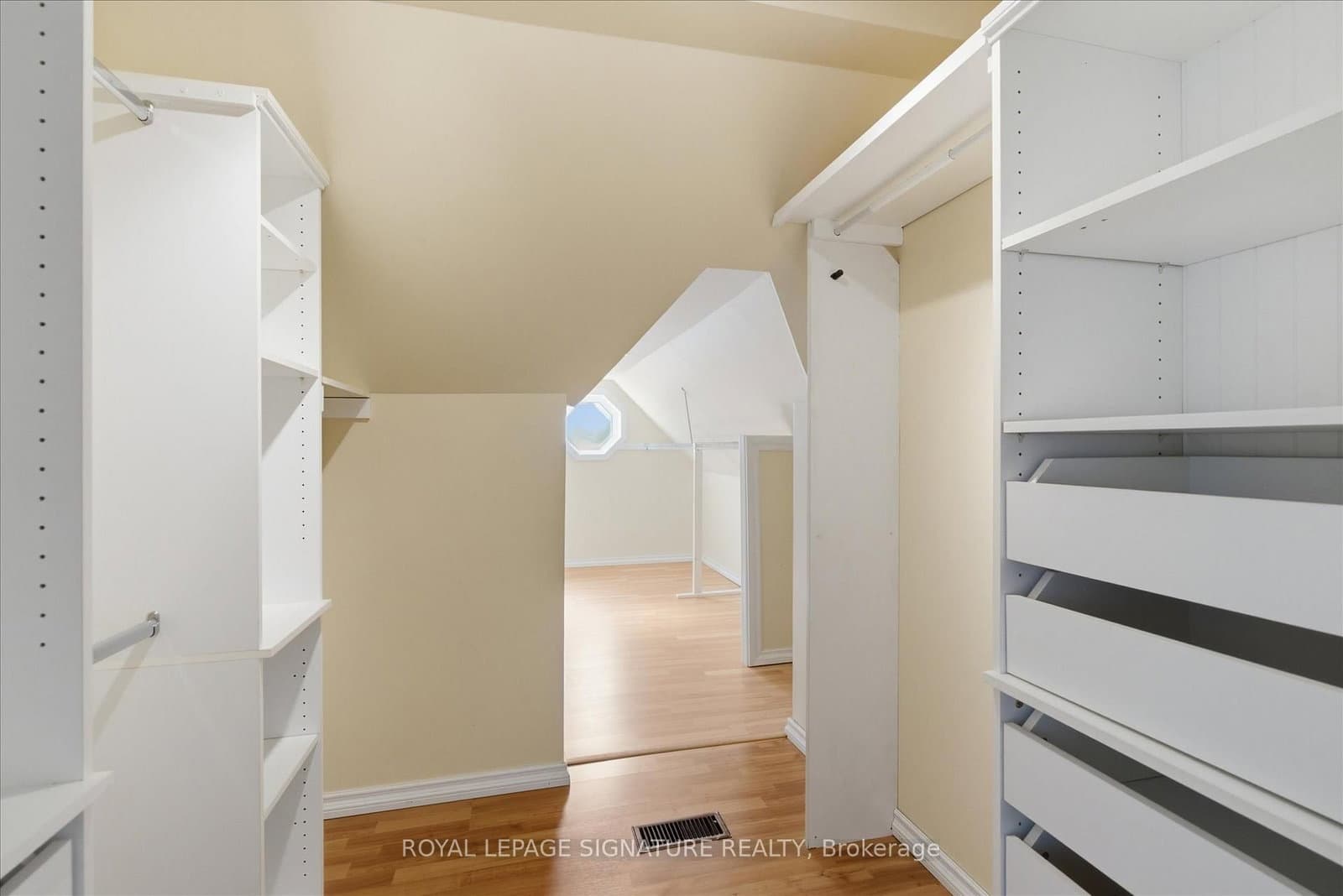 56 Bellamy Road S thumbnail 16