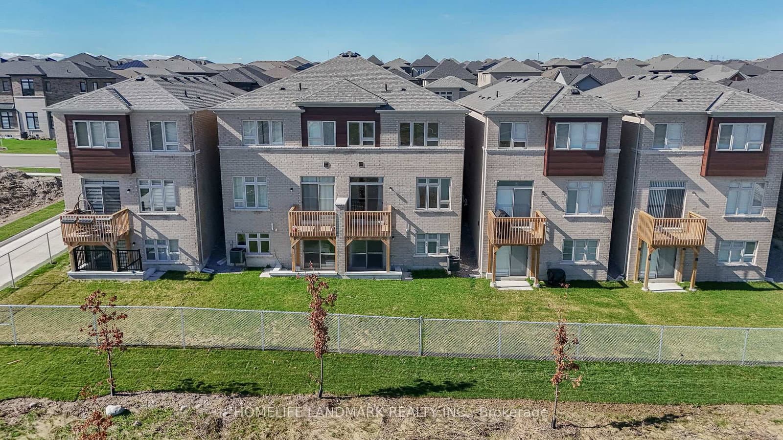 1195 Rexton Drive thumbnail 3
