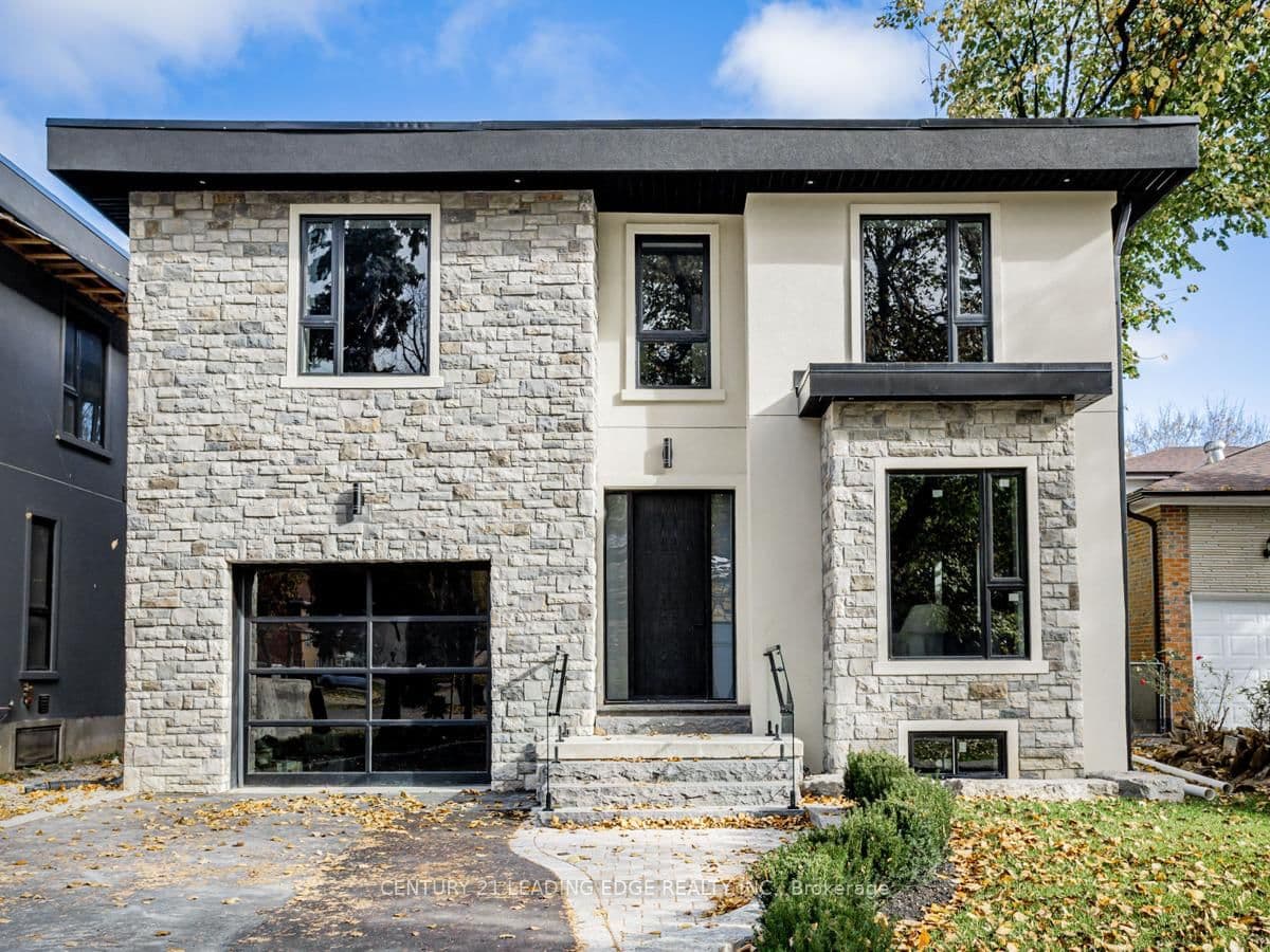 19 Donalda Crescent, Unit UPPER - Image 1