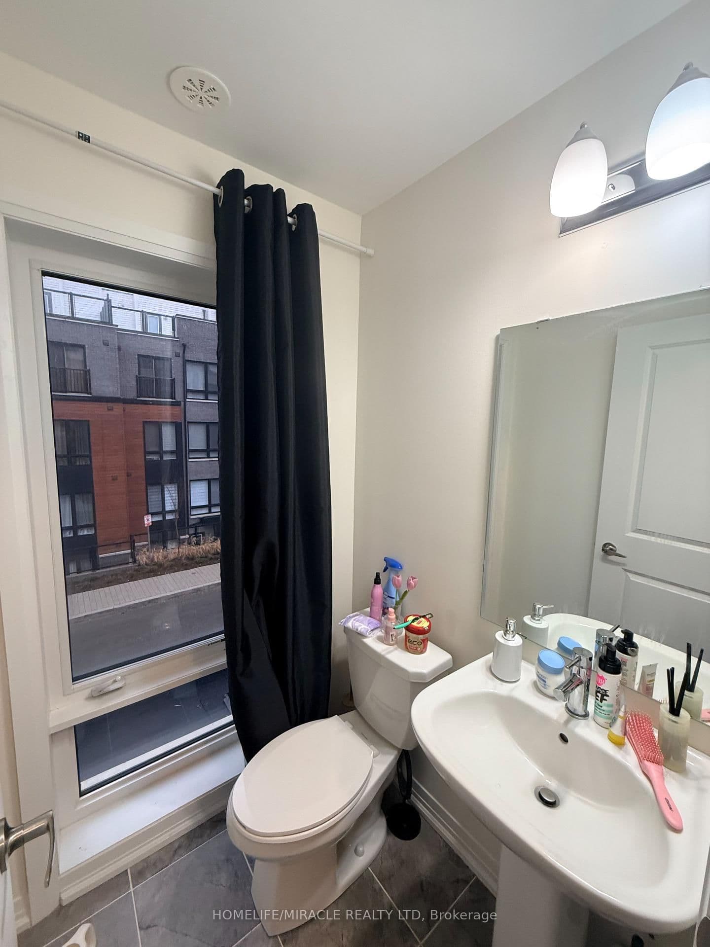 25 Priya Lane, Unit 19 thumbnail 8