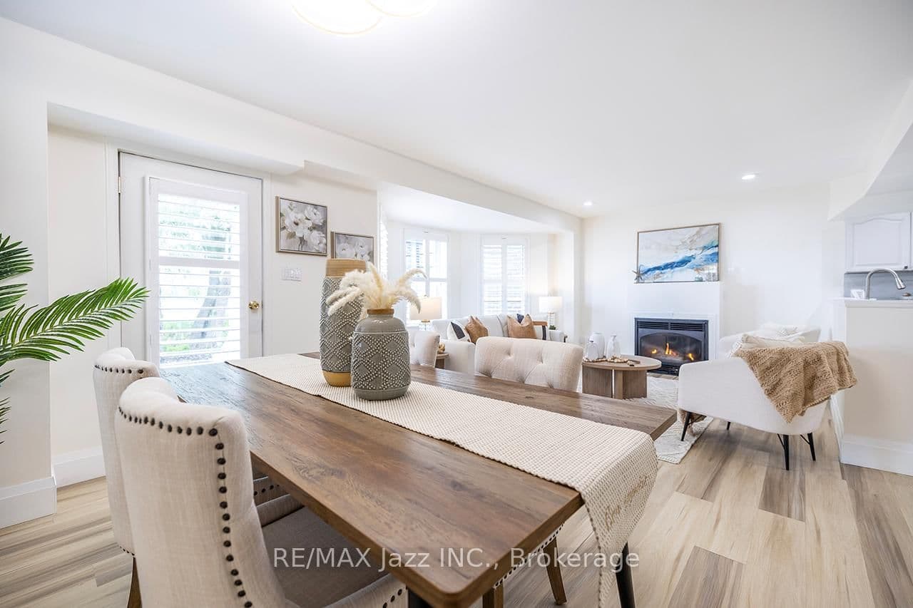 1236 Bayview Street thumbnail 15