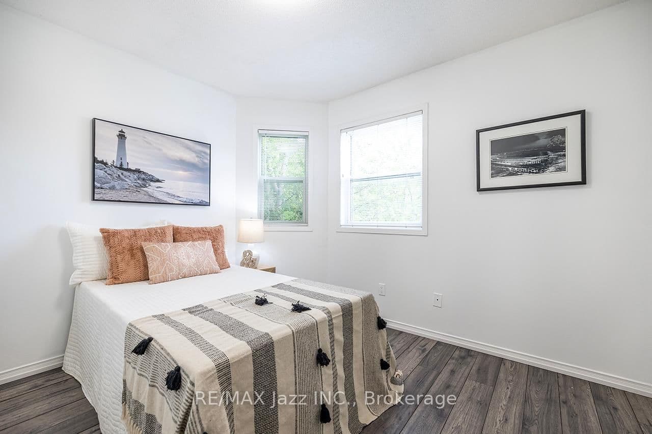1236 Bayview Street thumbnail 28