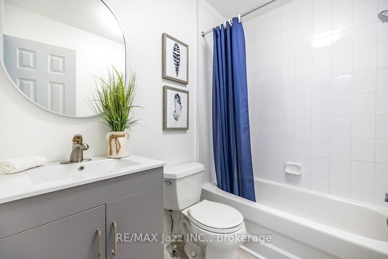 1236 Bayview Street thumbnail 29