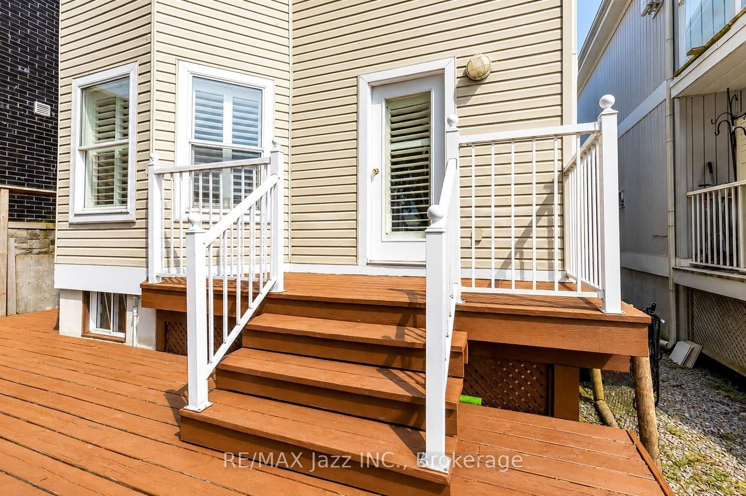 1236 Bayview Street thumbnail 35