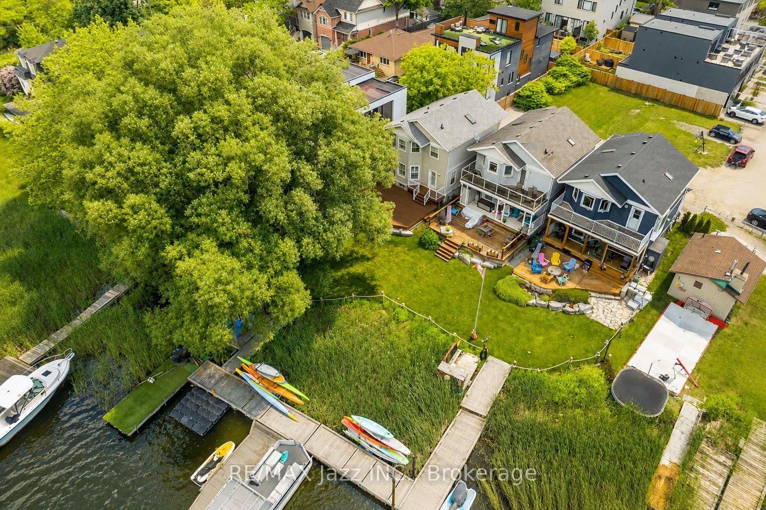 1236 Bayview Street thumbnail 47