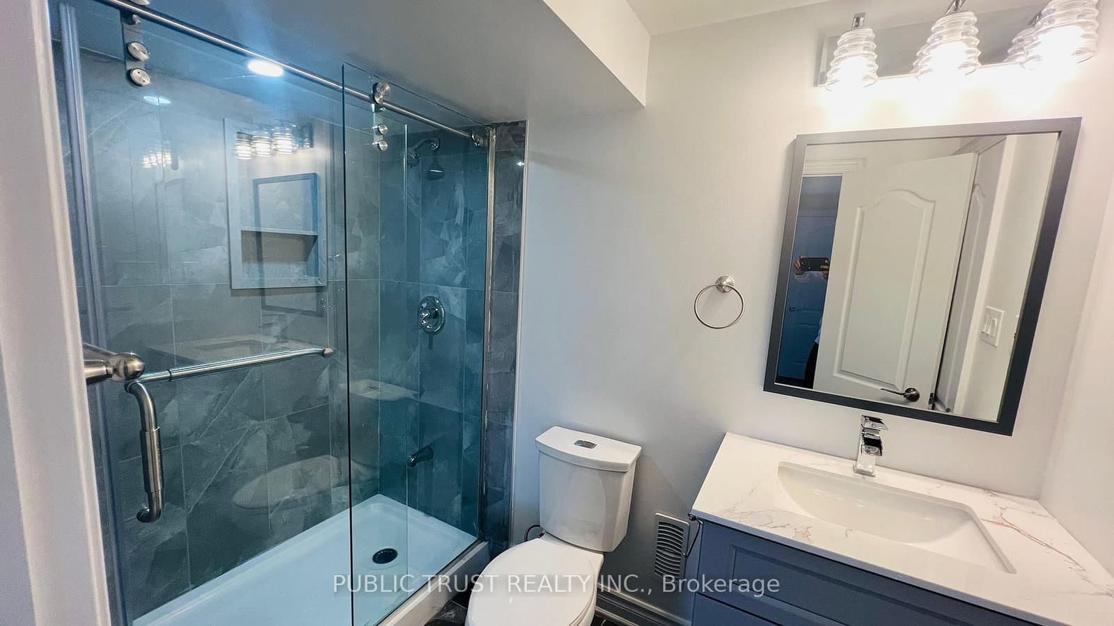 1808 Castlepoint Drive, Unit Basement thumbnail 10