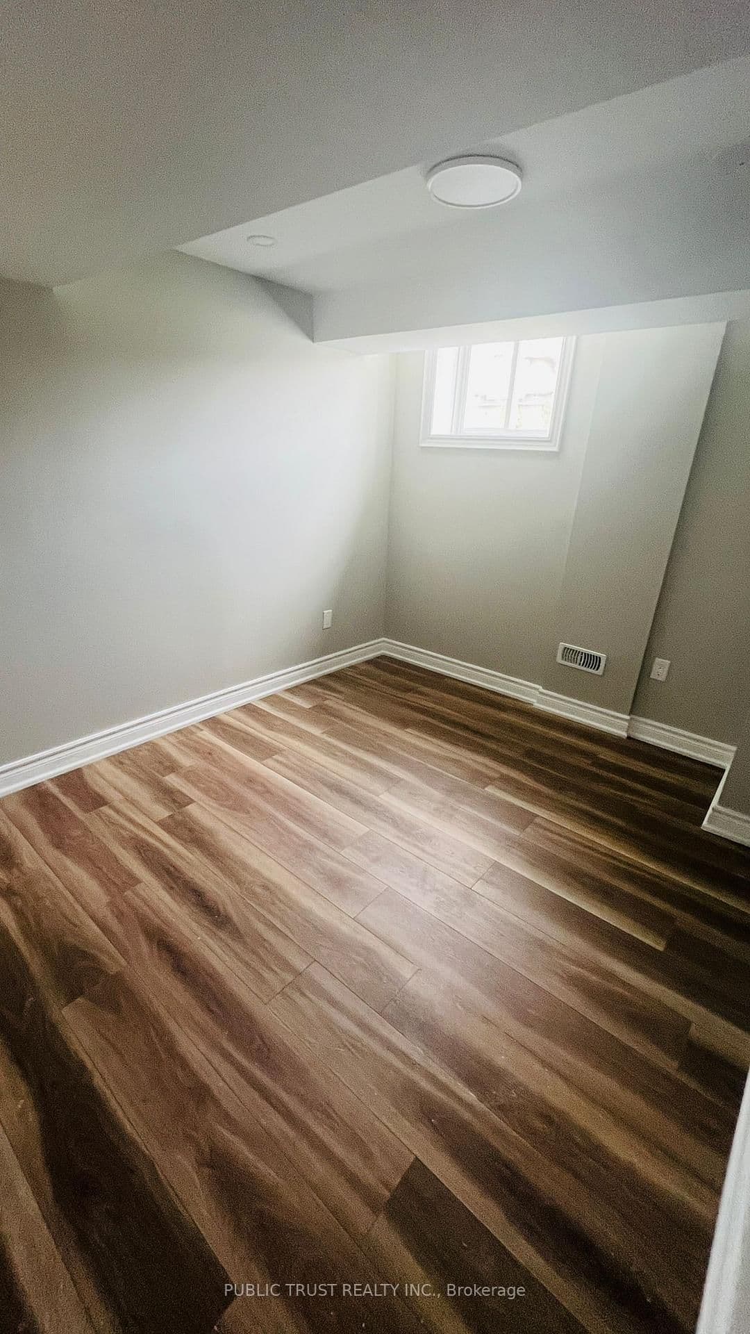 1808 Castlepoint Drive, Unit Basement thumbnail 7