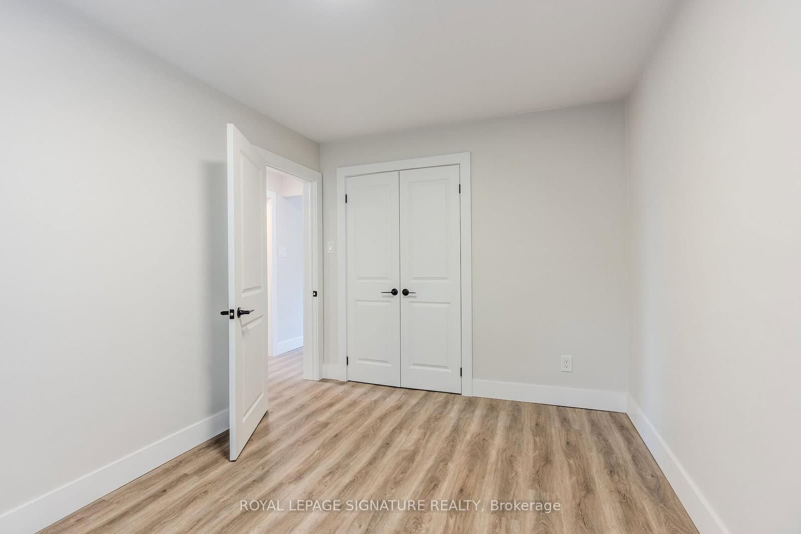 1 Hassard Avenue, Unit 3 thumbnail 20