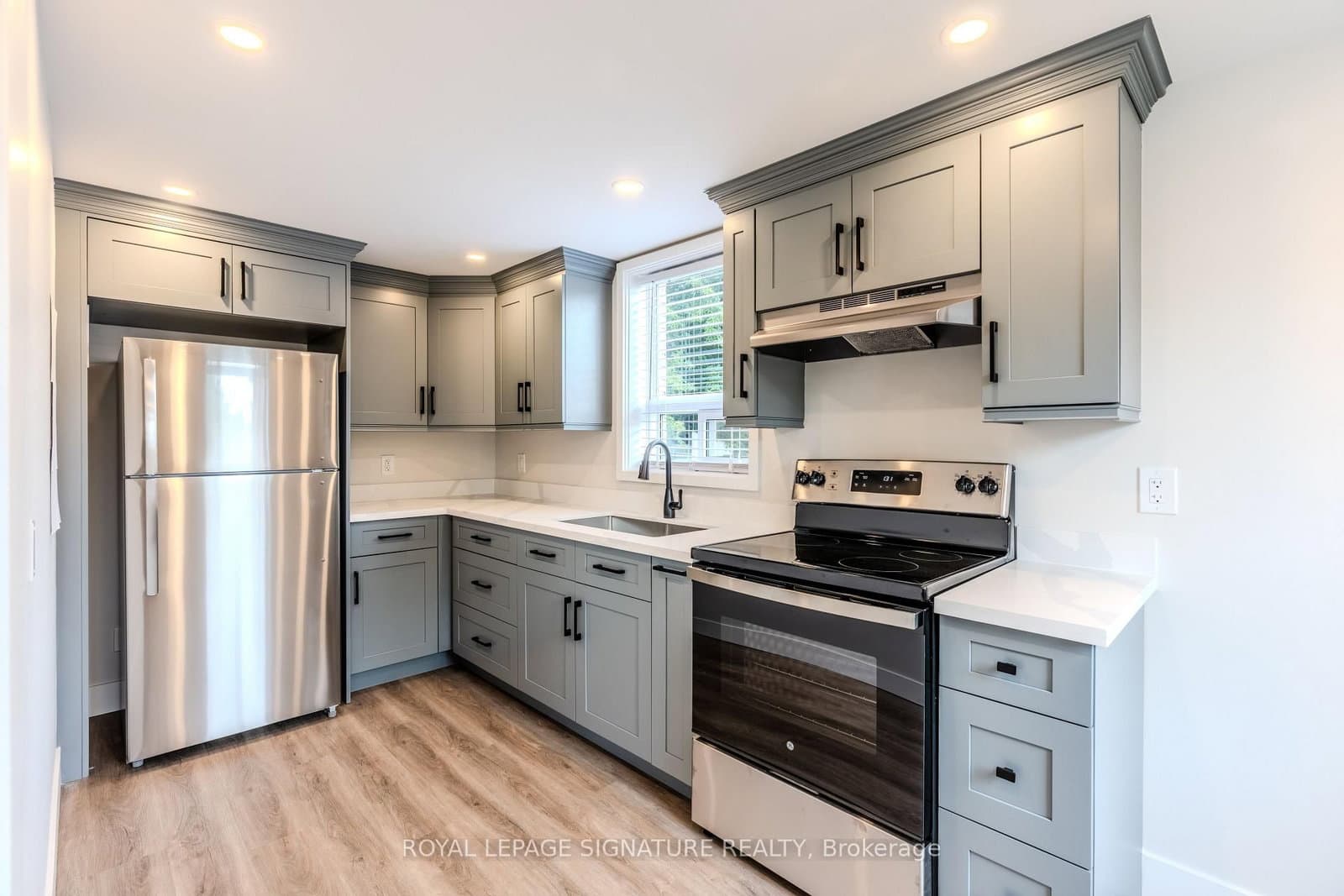 1 Hassard Avenue, Unit 3 thumbnail 9
