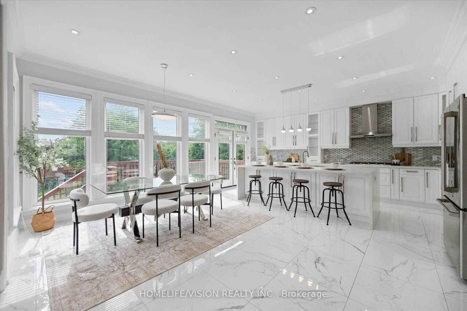 24 Cedar Brae Boulevard thumbnail 12