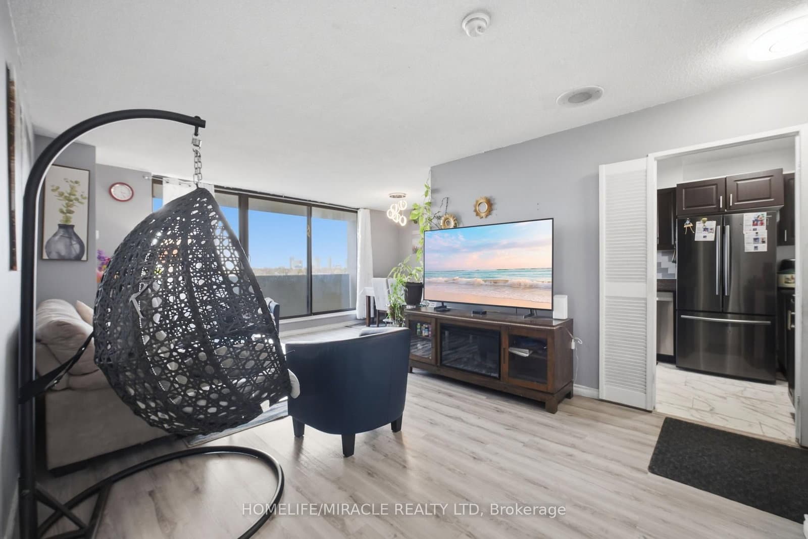 301 Prudential Drive, Unit 701 thumbnail 2