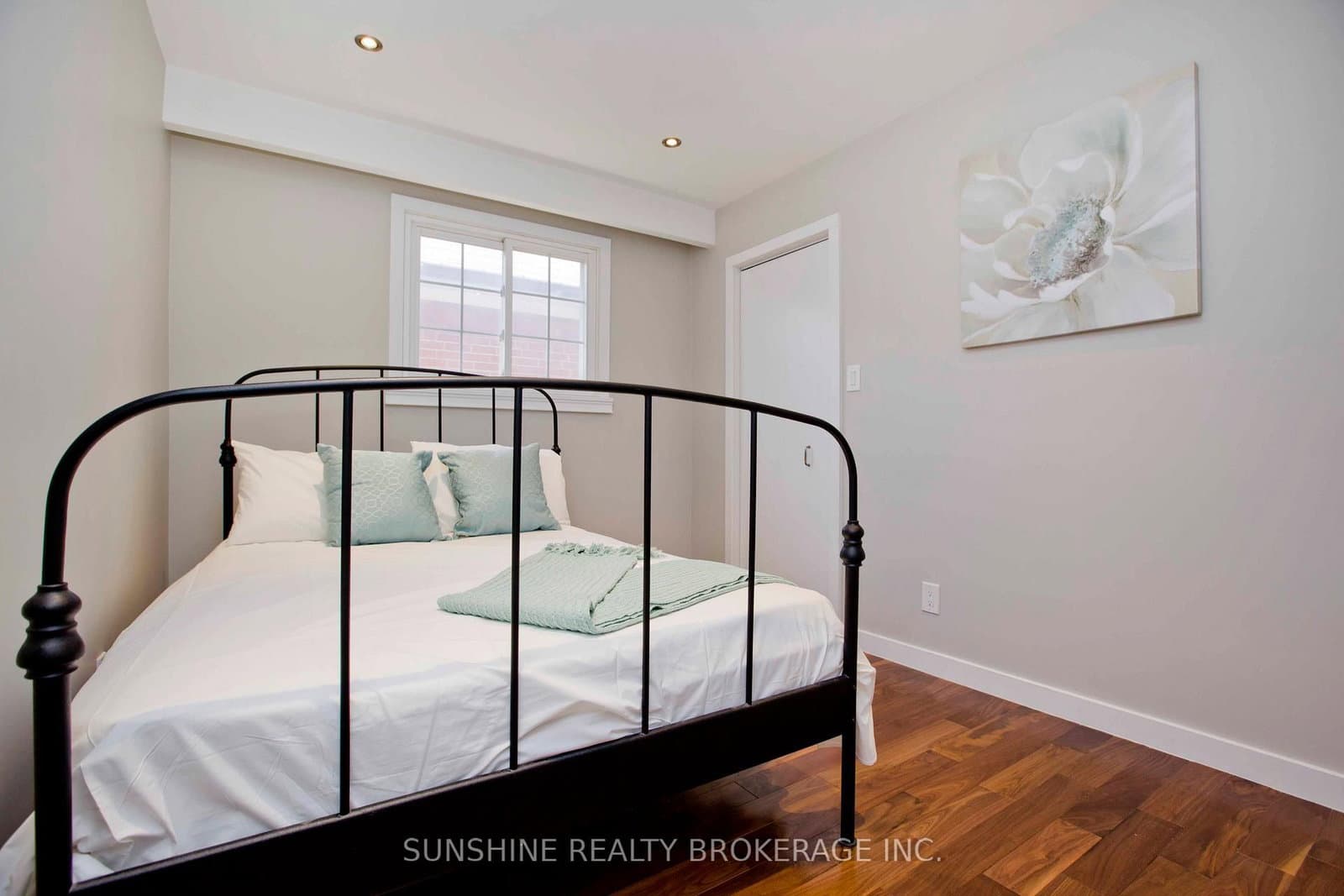 121 Sammon Avenue thumbnail 20