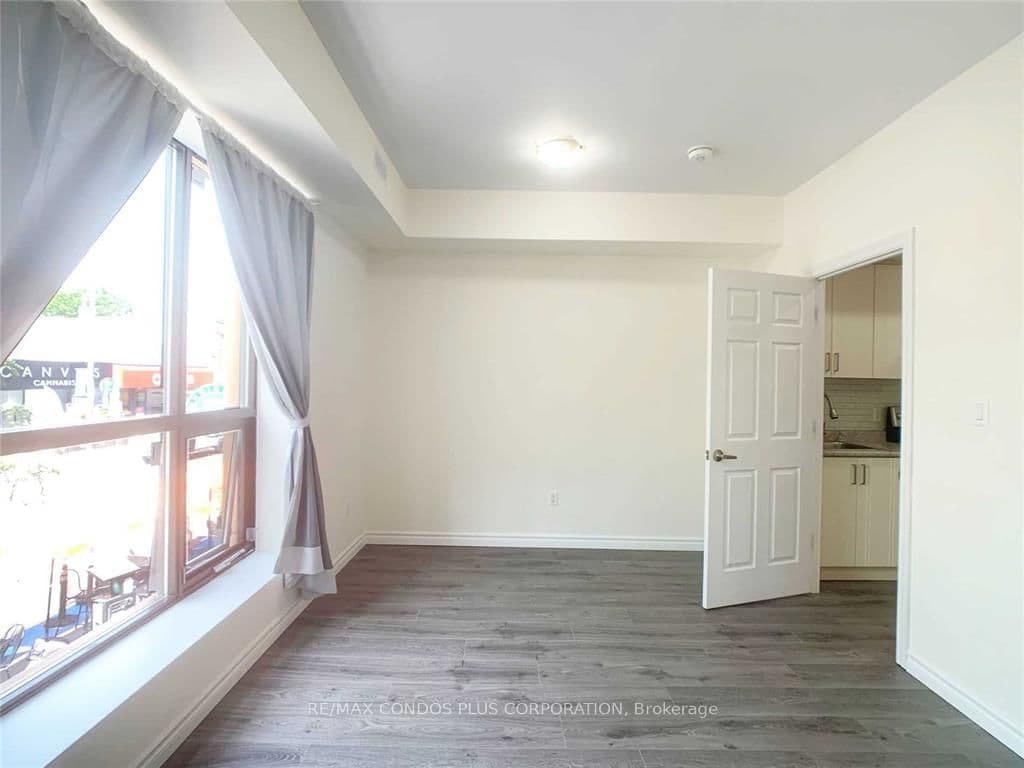 721 Danforth Avenue, Unit 2A thumbnail 2