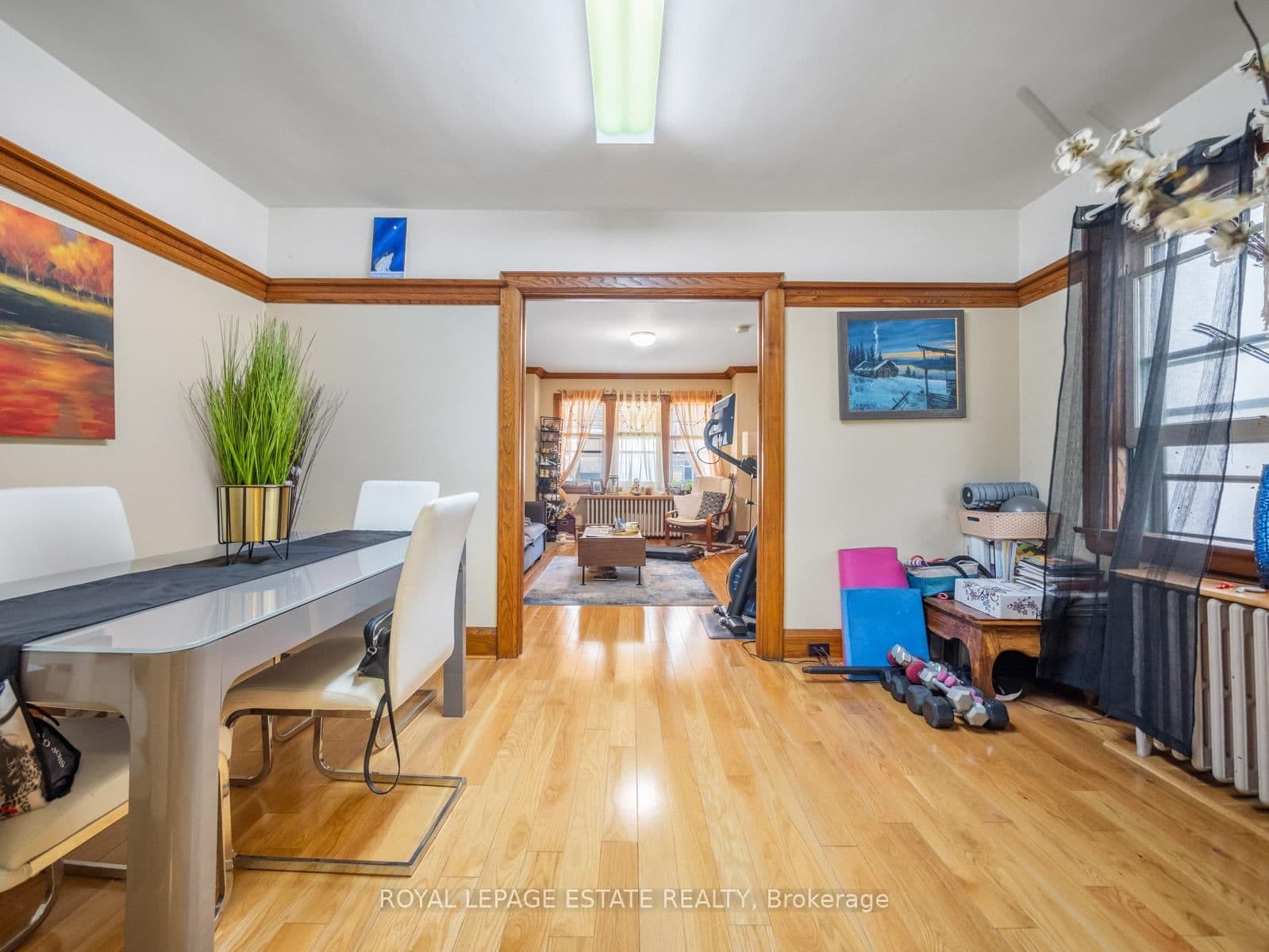 2275 Queen Street E thumbnail 10