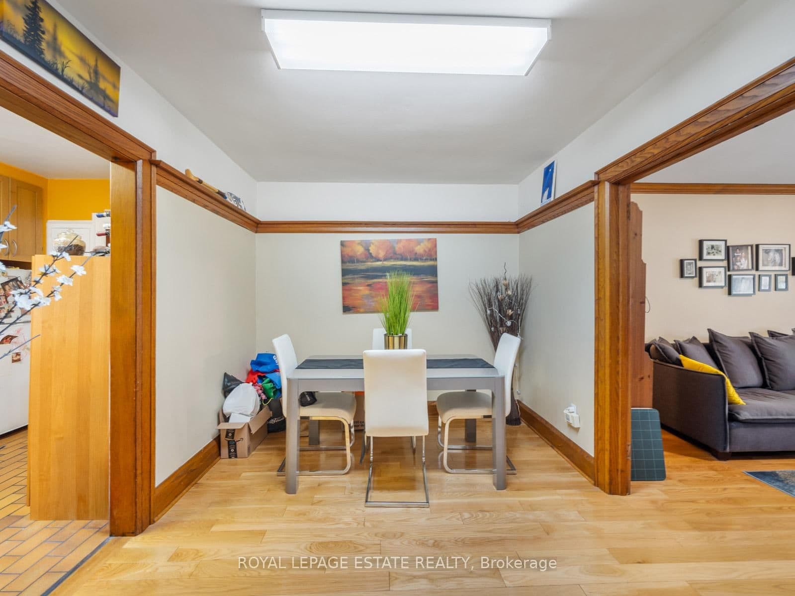 2275 Queen Street E thumbnail 11
