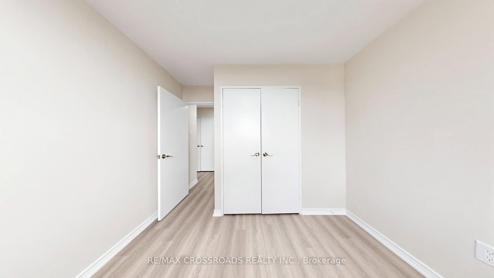 100 Dundalk Drive, Unit 817 thumbnail 22