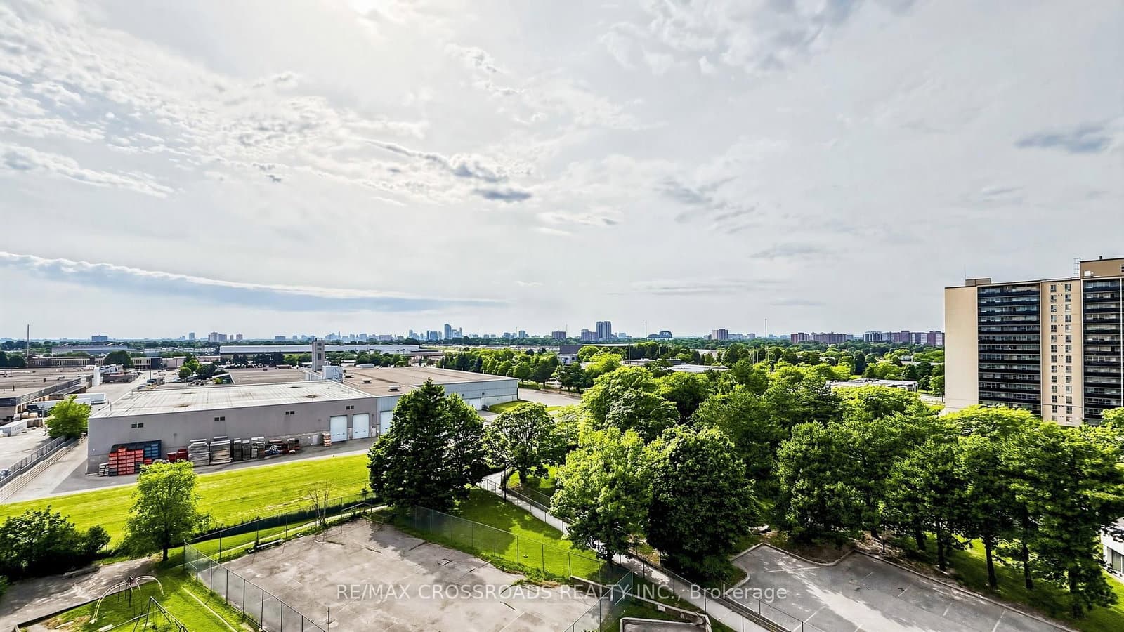 100 Dundalk Drive, Unit 817 thumbnail 41