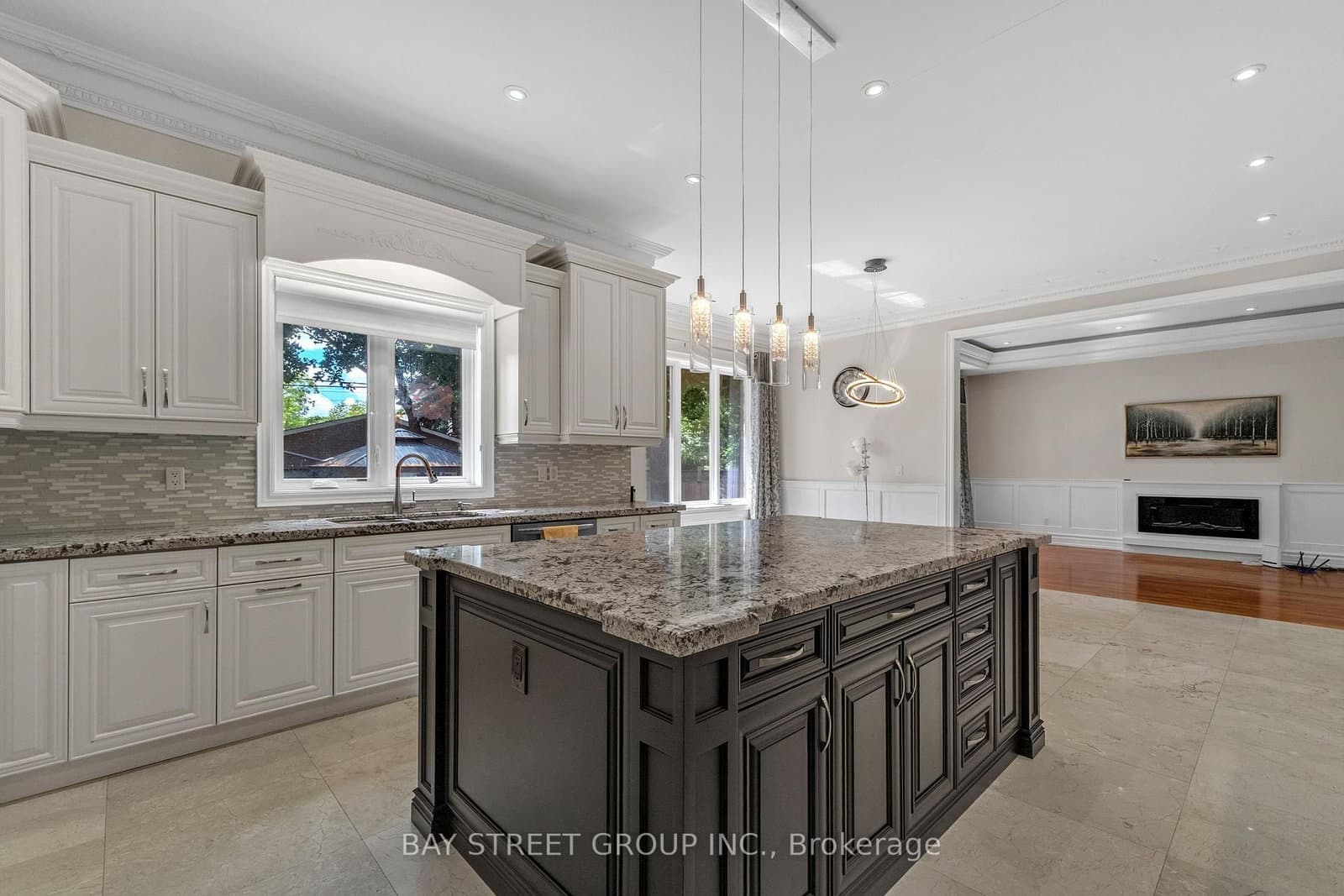 24 Murray Avenue thumbnail 12