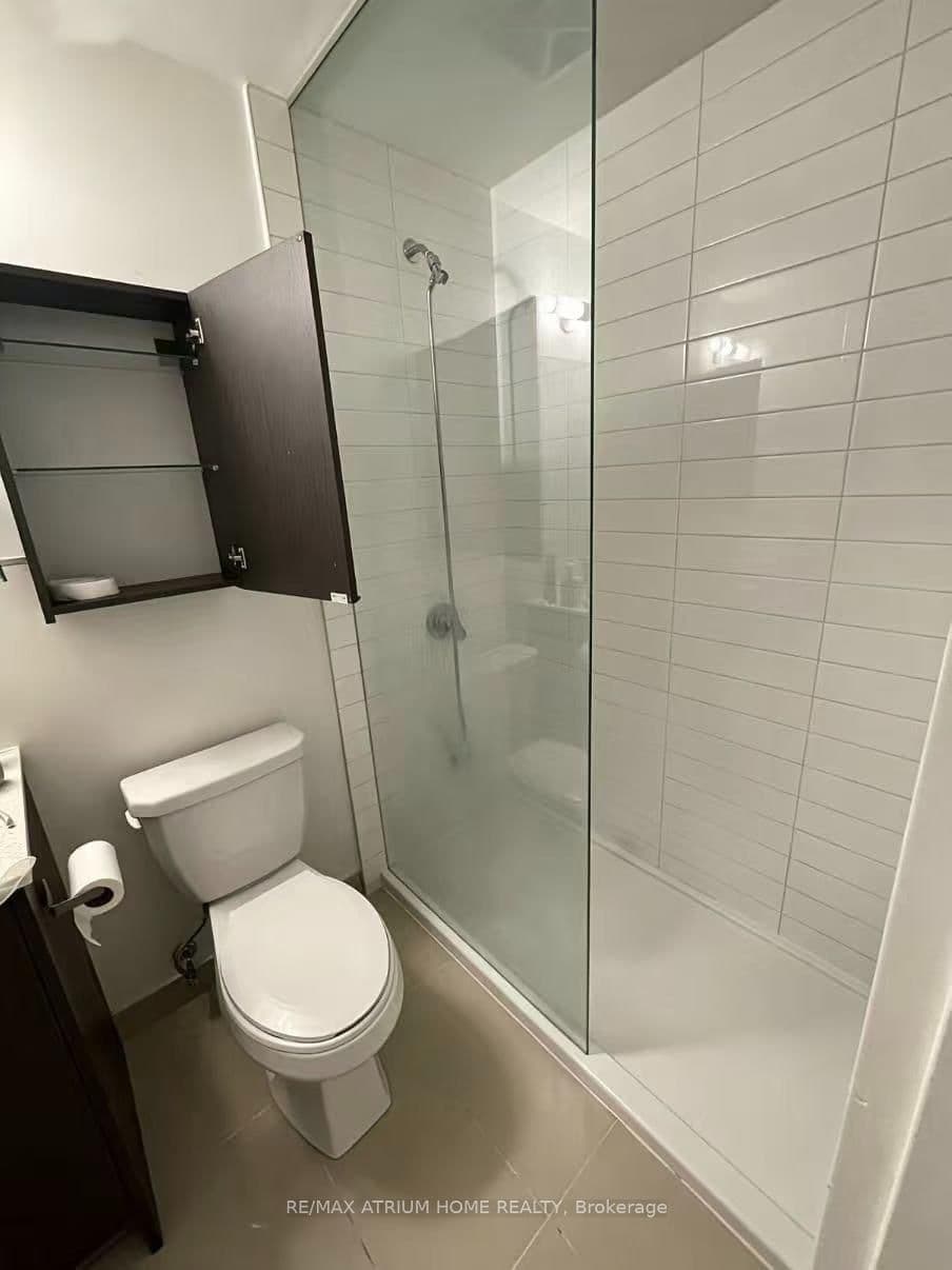 10 Echo Point, Unit 117 thumbnail 18