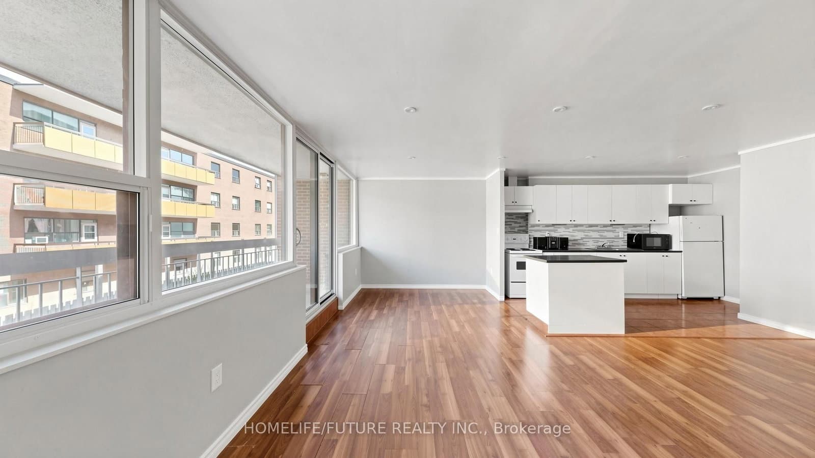 4060 Lawrence Avenue E, Unit 204 thumbnail 13
