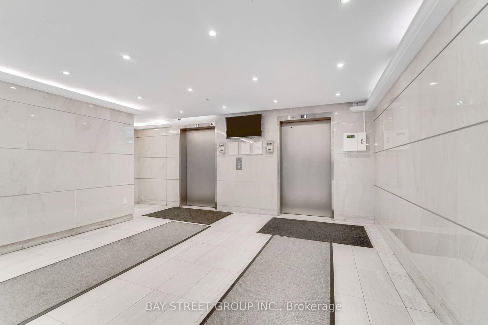 10 Stonehill Court, Unit 1207 thumbnail 5
