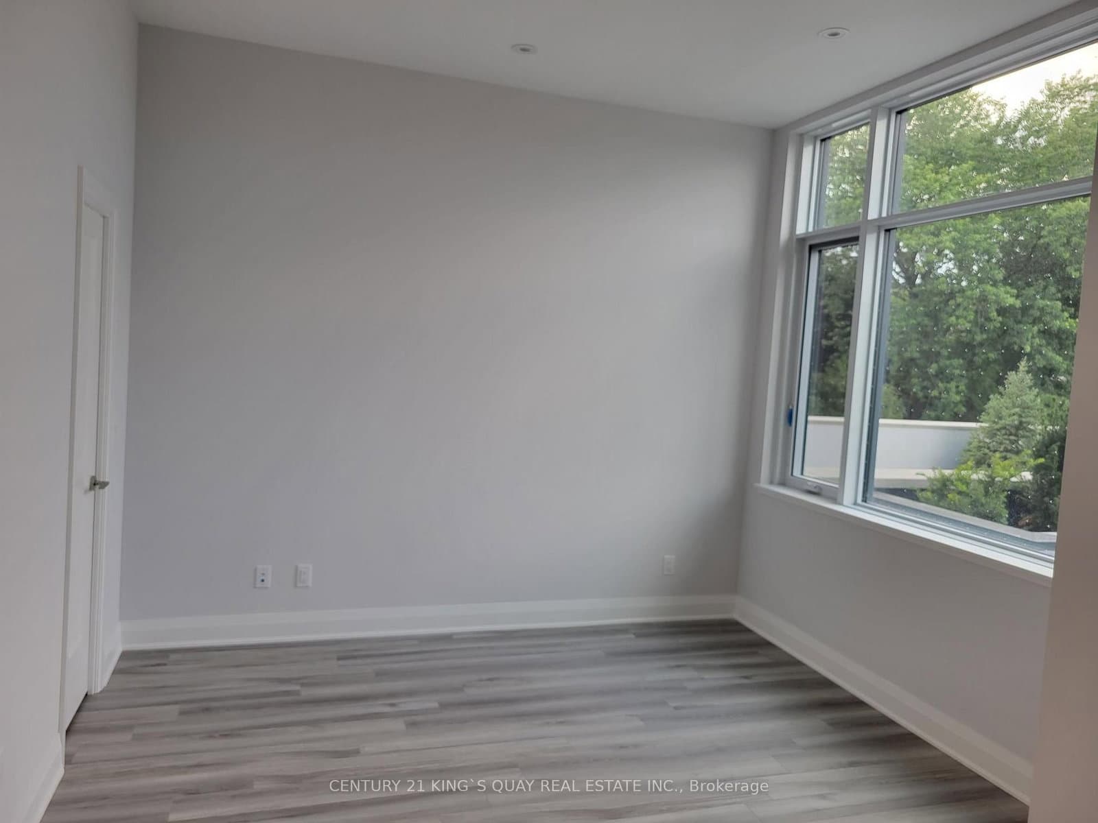 3220 Sheppard Avenue E, Unit 106 thumbnail 7