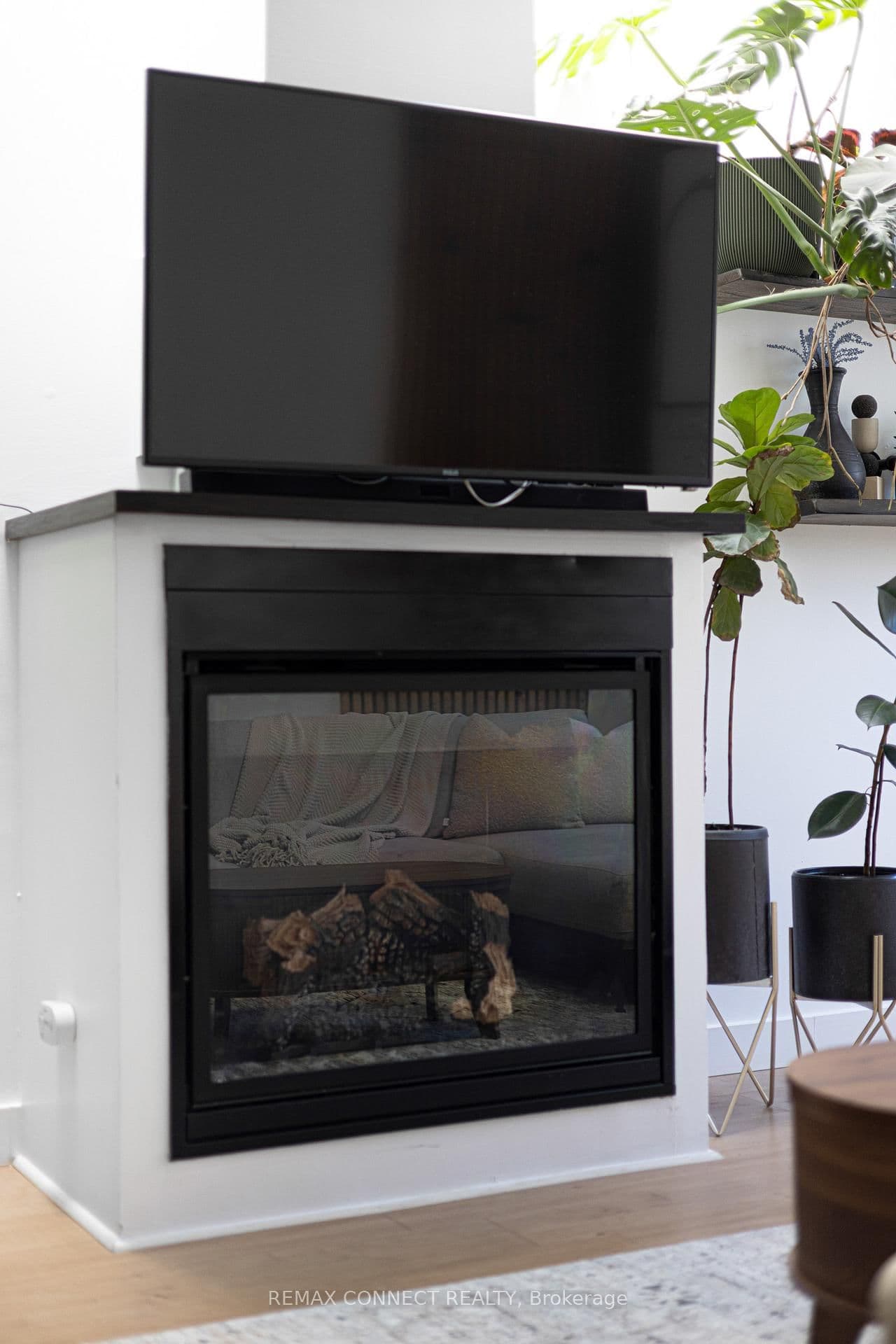 99 Coleman Avenue, Unit 106 thumbnail 9