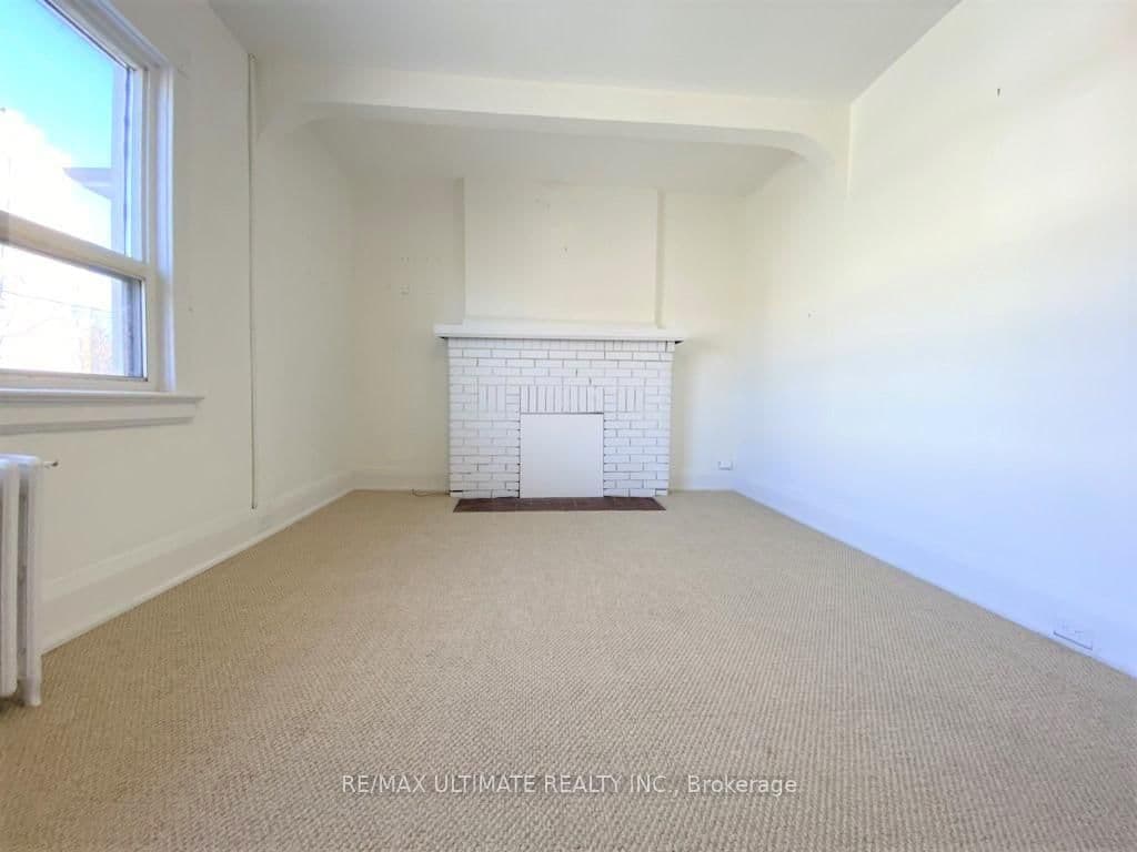 533 Kingston Road thumbnail 35