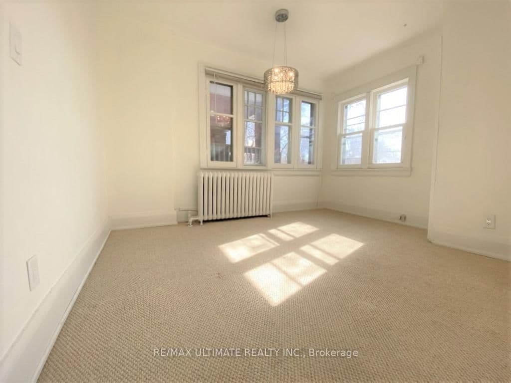 533 Kingston Road thumbnail 43