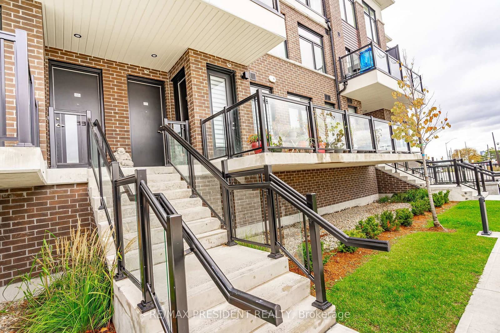755 Omega Drive, Unit 218 thumbnail 3