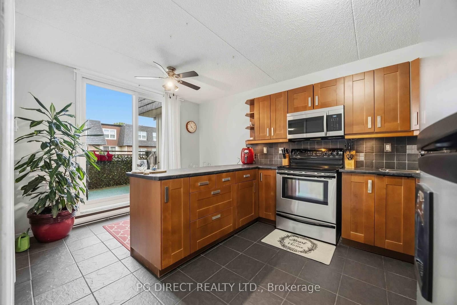 580 Mary Street E, Unit 214 thumbnail 10