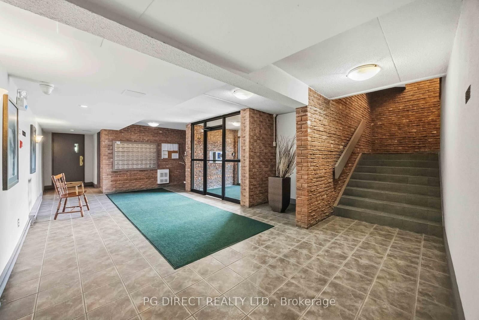 580 Mary Street E, Unit 214 thumbnail 20