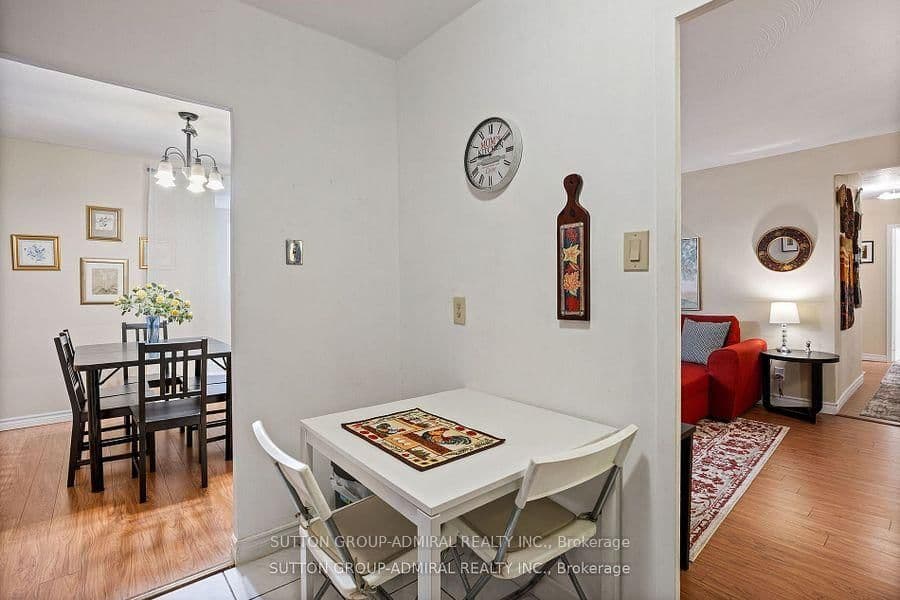 825 Kennedy Road N, Unit 406 thumbnail 15