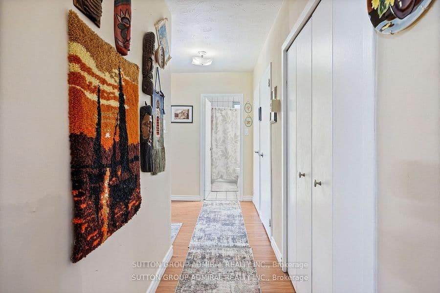 825 Kennedy Road N, Unit 406 thumbnail 16