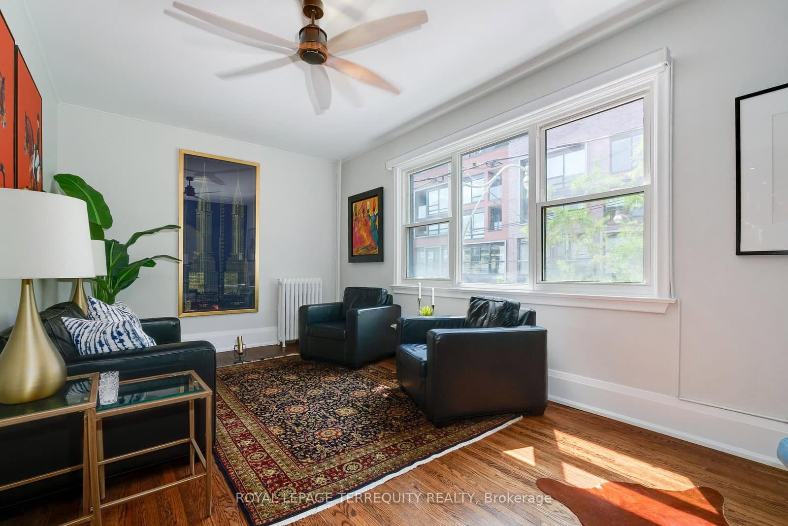 894 Queen Street E thumbnail 12