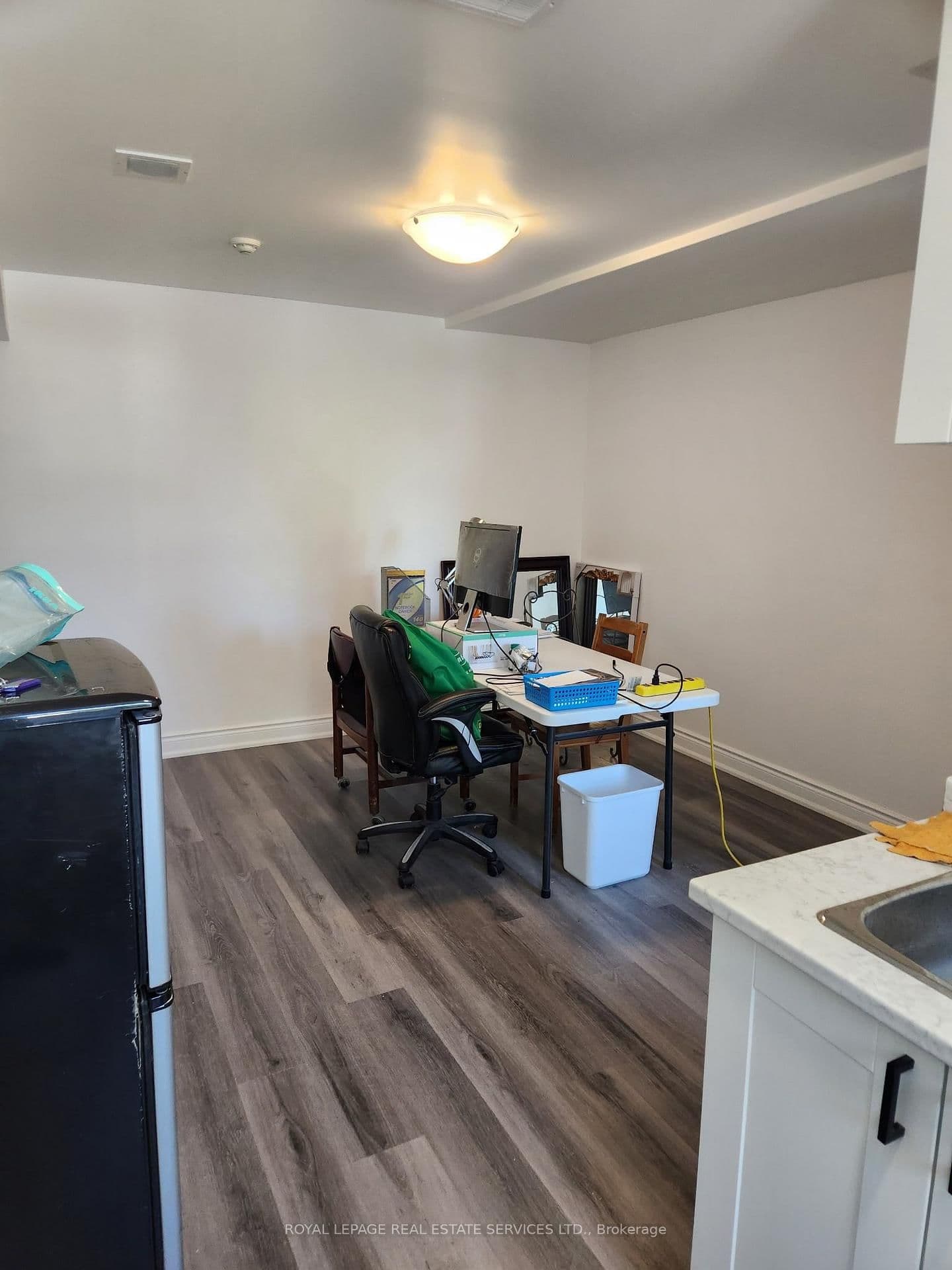 2820 Danforth Avenue, Unit 210 thumbnail 3
