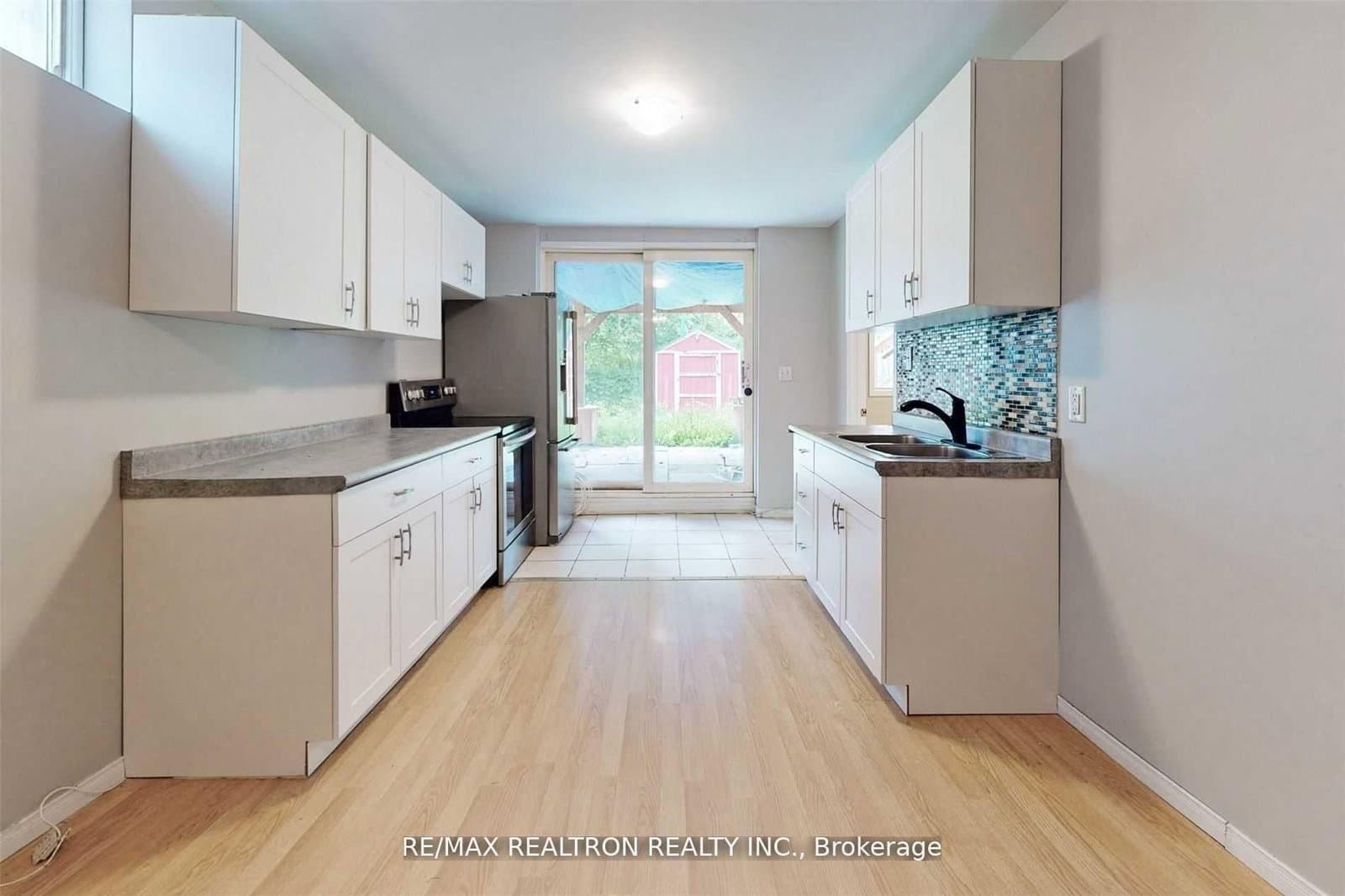 1250 Dartmoor Street, Unit #Lower thumbnail 4