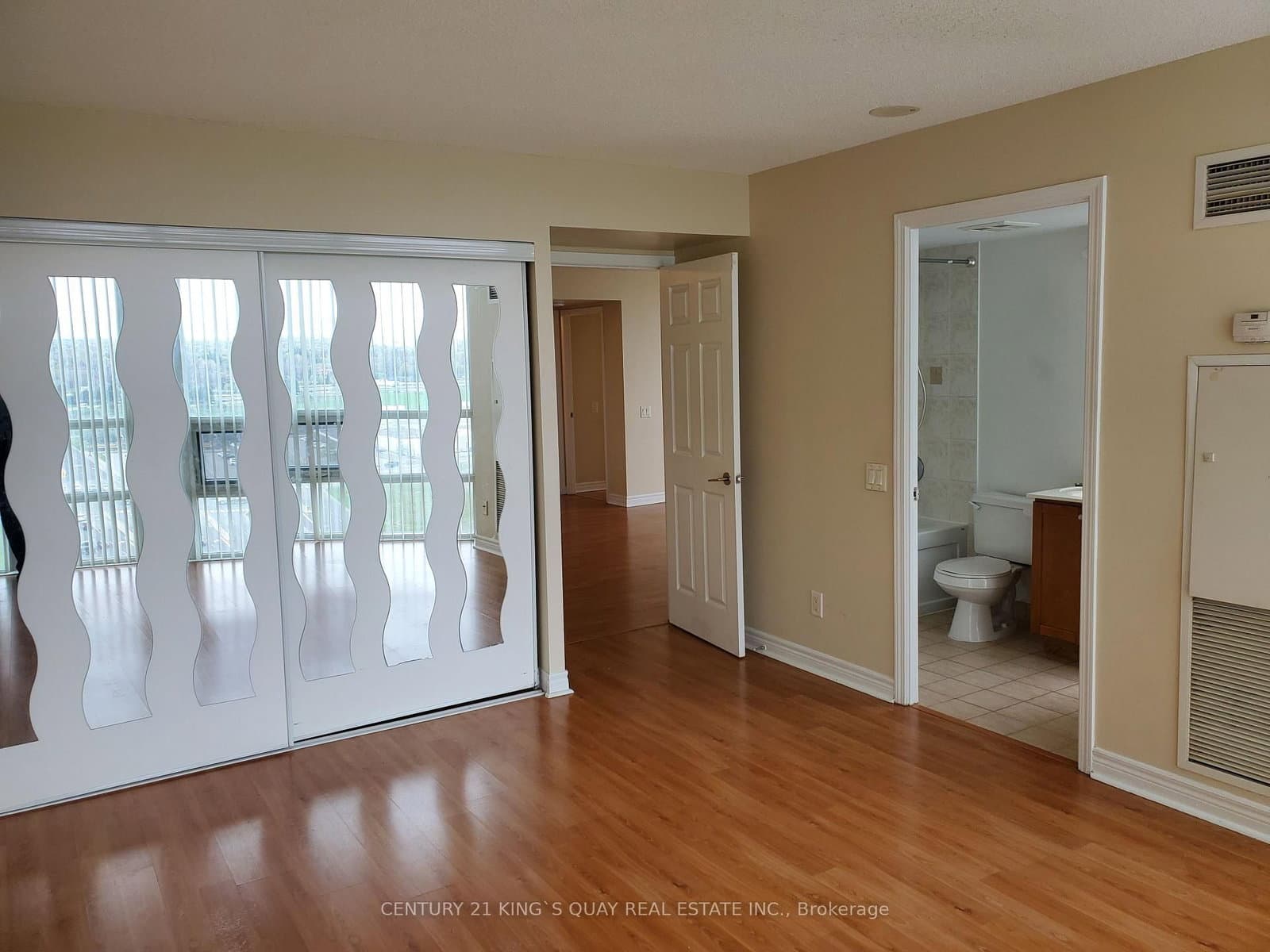 83 Borough Drive, Unit 1405 thumbnail 9