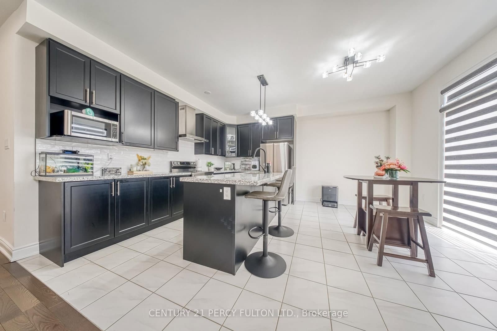 1223 Plymouth Drive thumbnail 9
