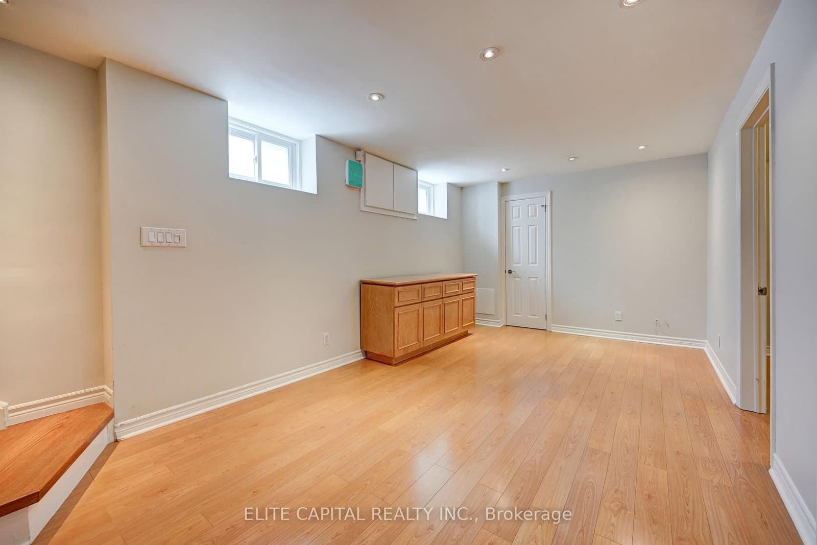 171 Canlish Road thumbnail 23