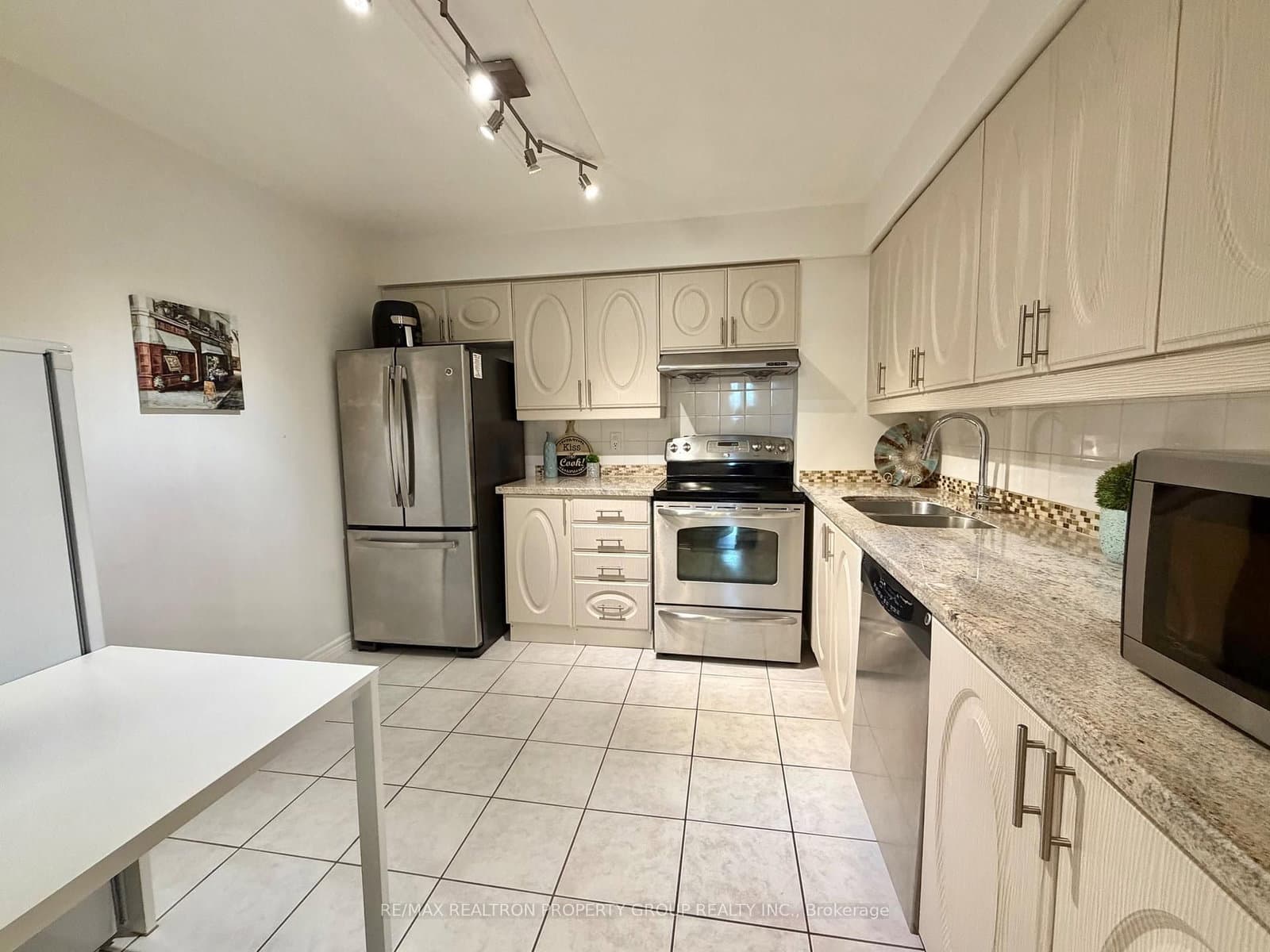 68 Corporate Drive, Unit 225 thumbnail 28