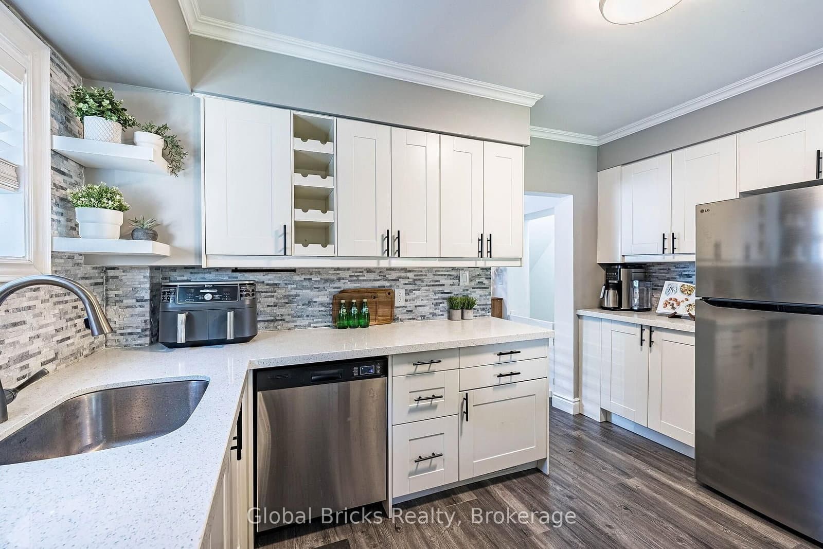 19 Elward Boulevard thumbnail 19