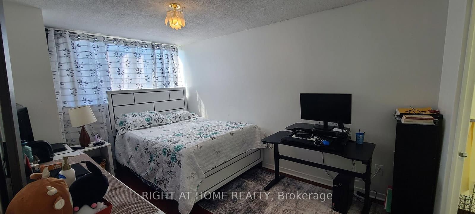 10 TAPSCOTT Road, Unit 405 thumbnail 14