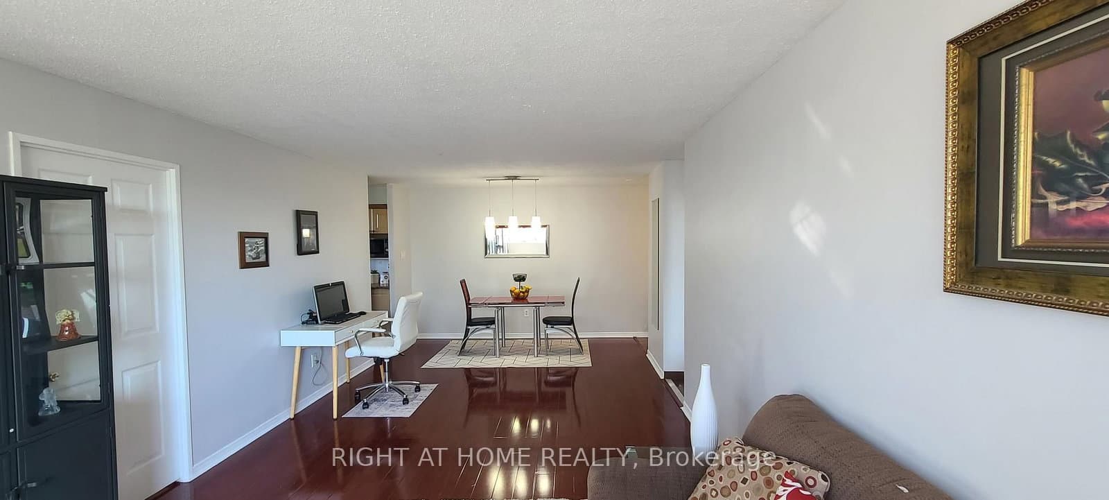 10 TAPSCOTT Road, Unit 405 thumbnail 7