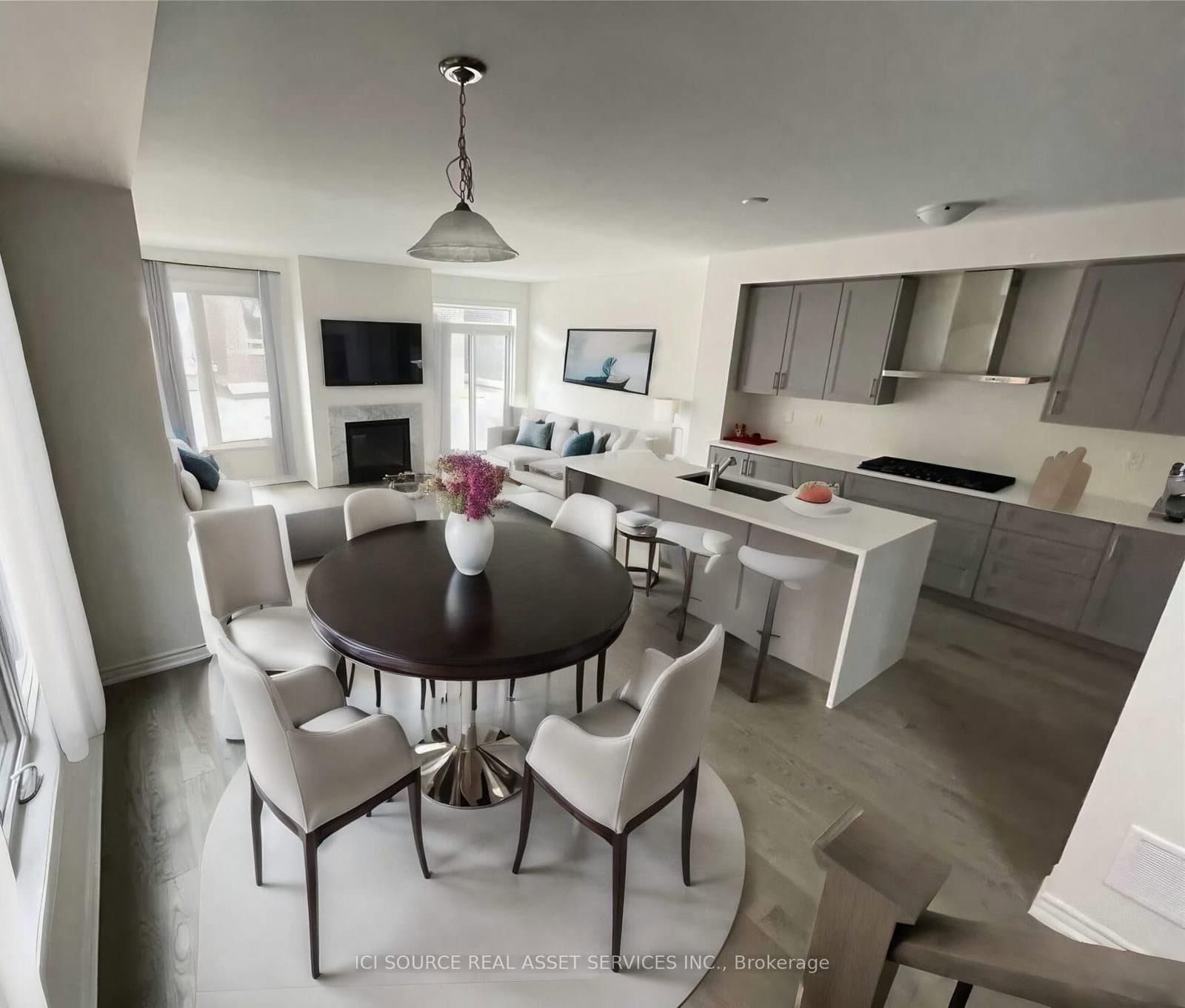 33 Macpherson Street thumbnail 3