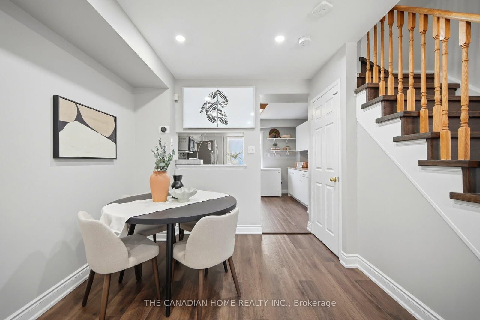 9482 Sheppard Avenue E thumbnail 8